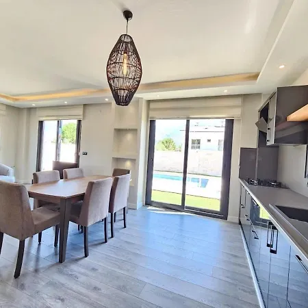Luxury With Forest View In Yesiluzumlu * フェティエ